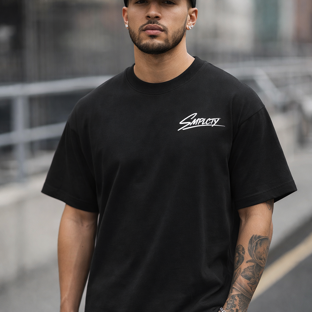 modern,oversized,streetwear,clean,minimal,signature